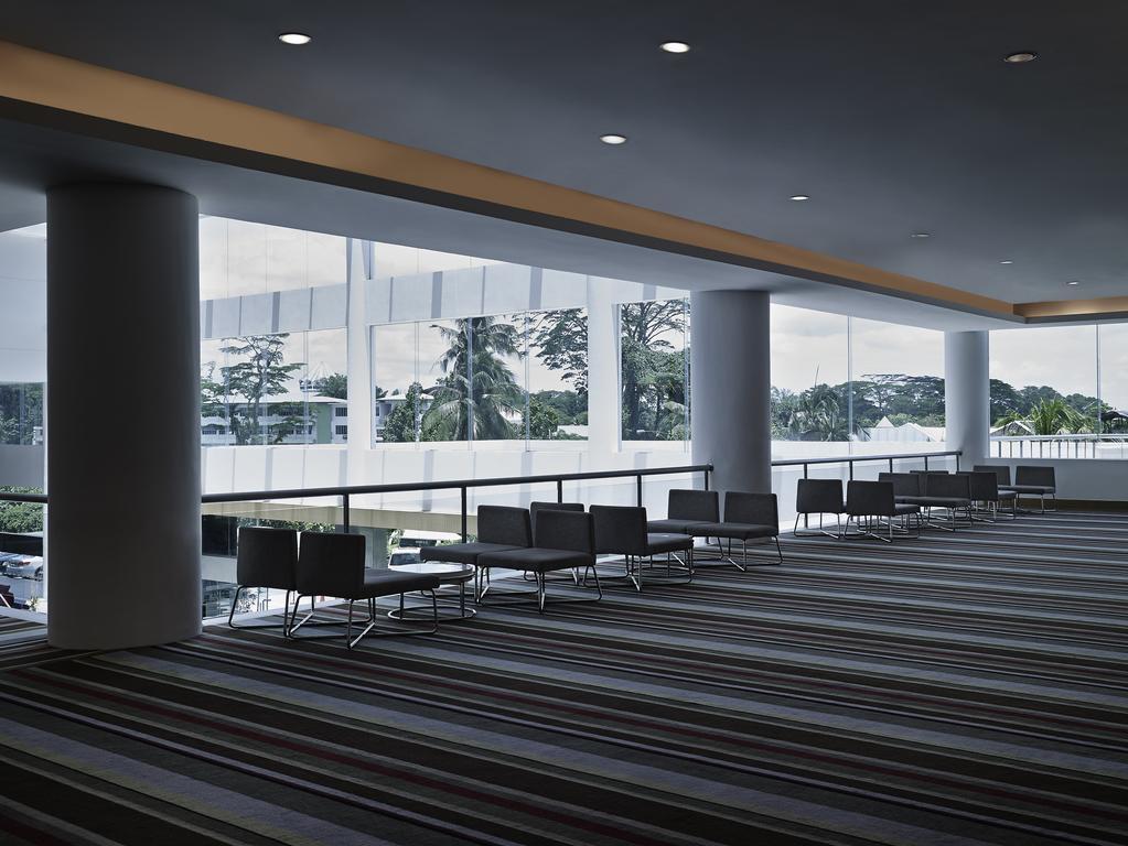 Pullman Kuching Hotel Exterior foto Interior of the National Museum of Singapore
